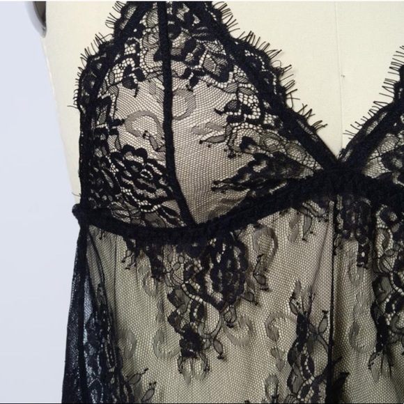 Black Ruffled chantilly cami - Picture 6 of 6